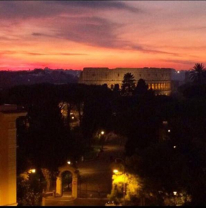  Colosseum Exclusive Apartment  Рим